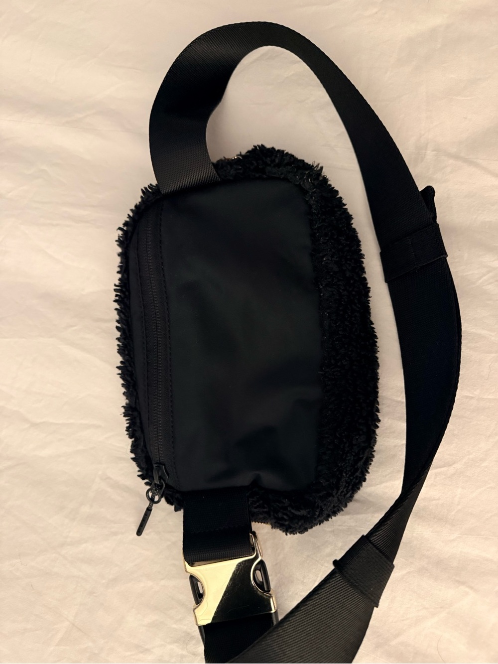 lululemon athletica Black Sherpa Crossbody Sling - Picture 2 of 2
